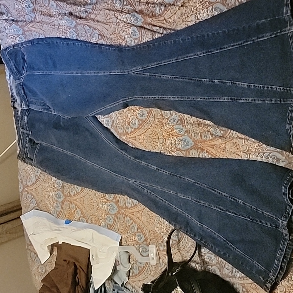 Flared jeans